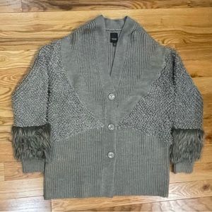NWT L/XL Simply Vera Grey Cardigan Sweater